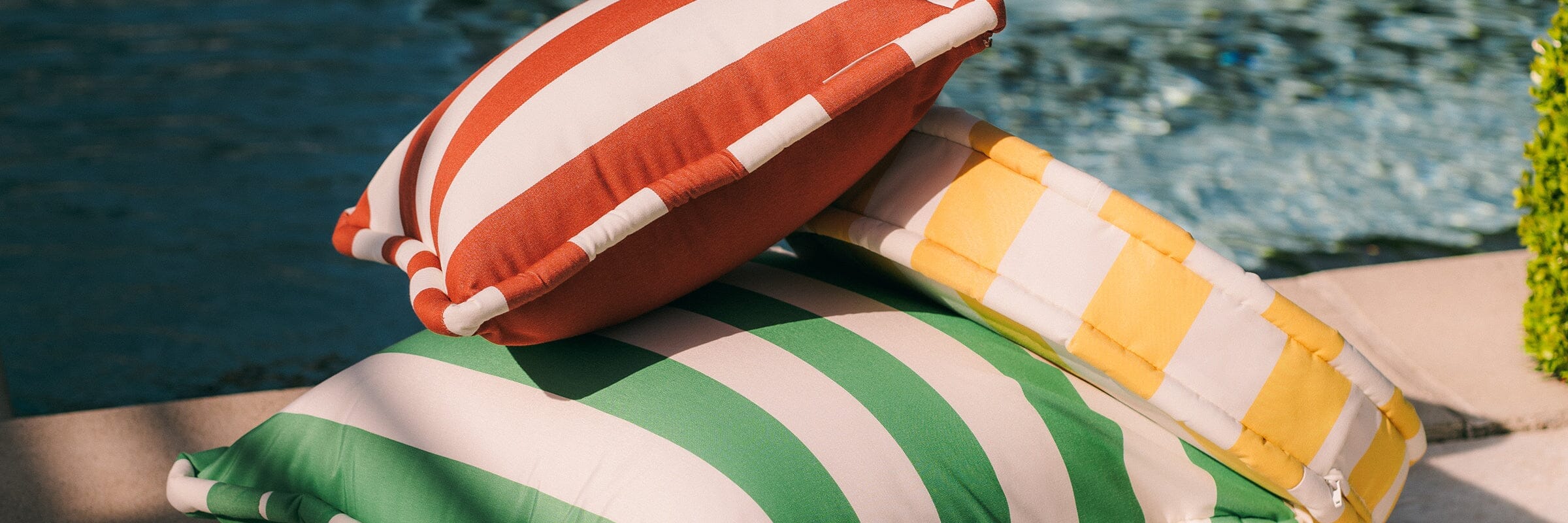 Outdoor Pillow & Cushion Collection