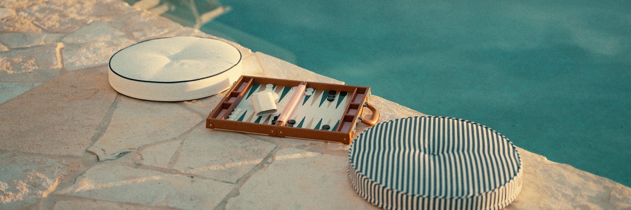 Seat & Throw Pillows