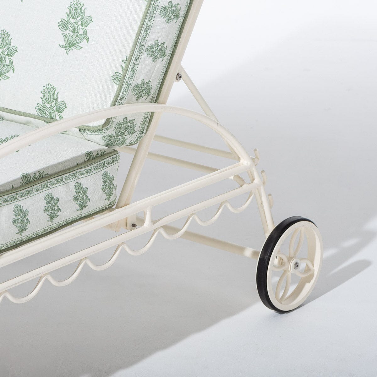 The Al Fresco Sun Lounger by Amanda Lindroth in Jaipur Green | Antique White Frame Al Fresco Sun Lounger Kit B&P by Amanda Lindroth