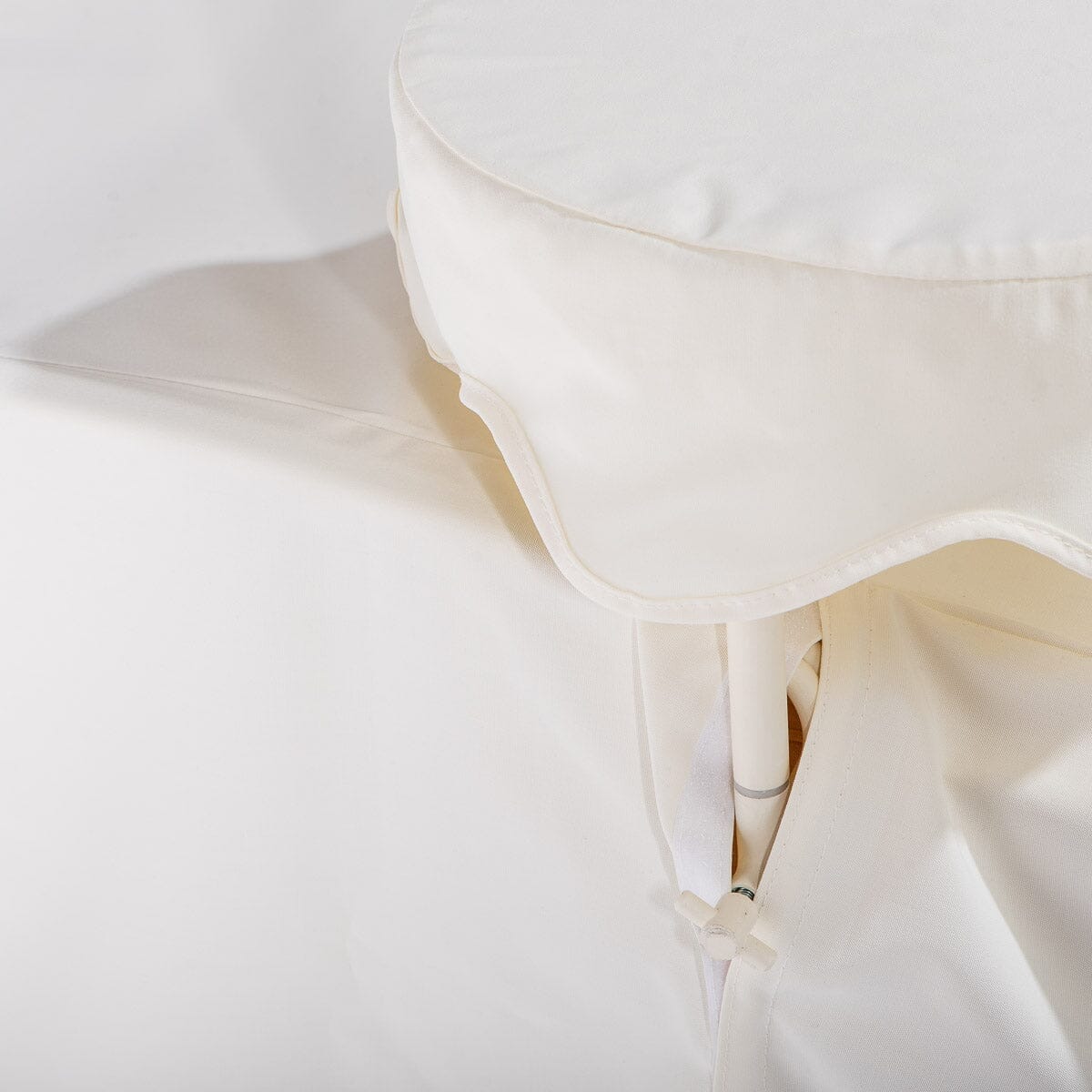 The Al Fresco Sun Lounger Cover - Antique White Al Fresco Sun Lounger Covers Business & Pleasure Co.