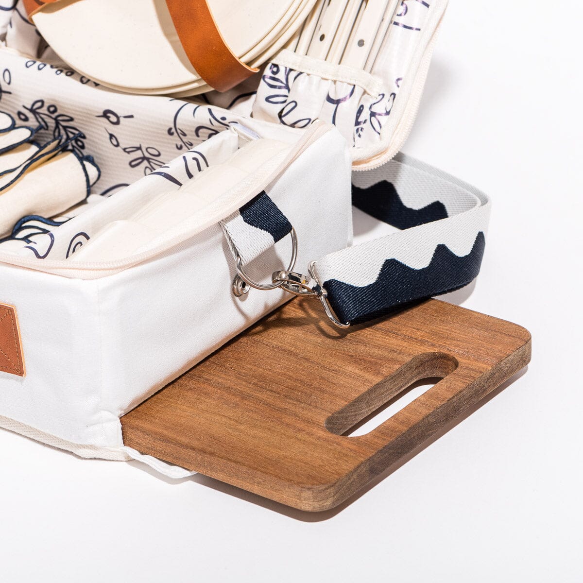The Picnic Set - Rivie White Picnic Set Business & Pleasure Co Aus
