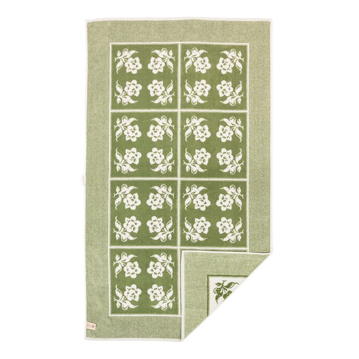 The Beach Towel x Julia Berolzheimer in Jacquard Green Beach Towel B&P Co. x Julia Berolzheimer