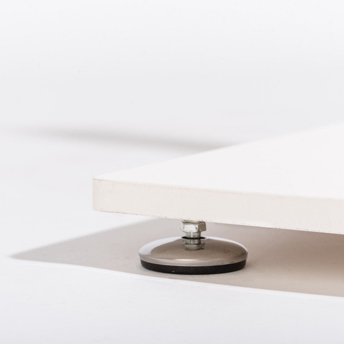 The Classic Base - 41 kgs - Antique White Base Business & Pleasure Co.