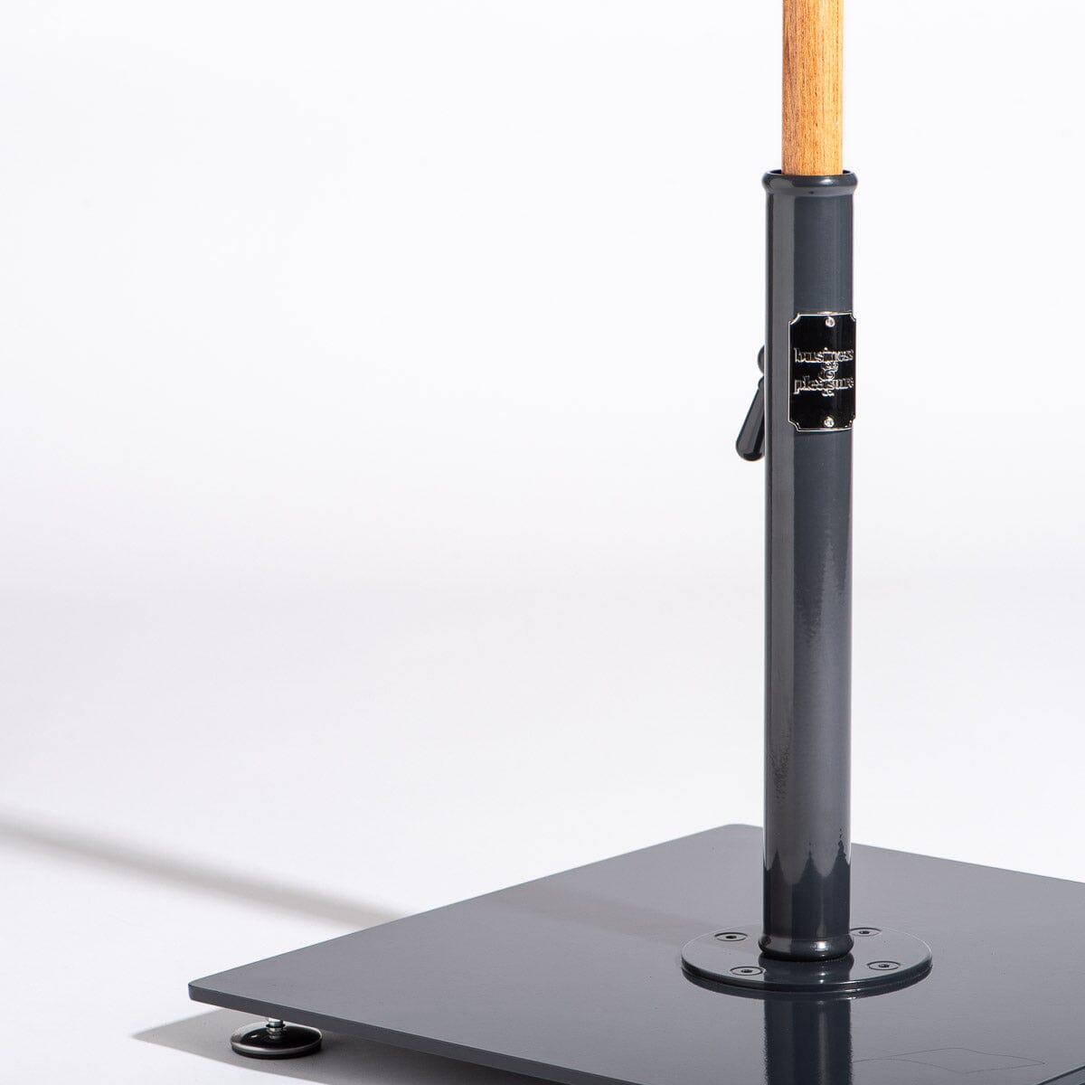 The Classic Base - 16 kgs - Vintage Black Base Business & Pleasure Co.