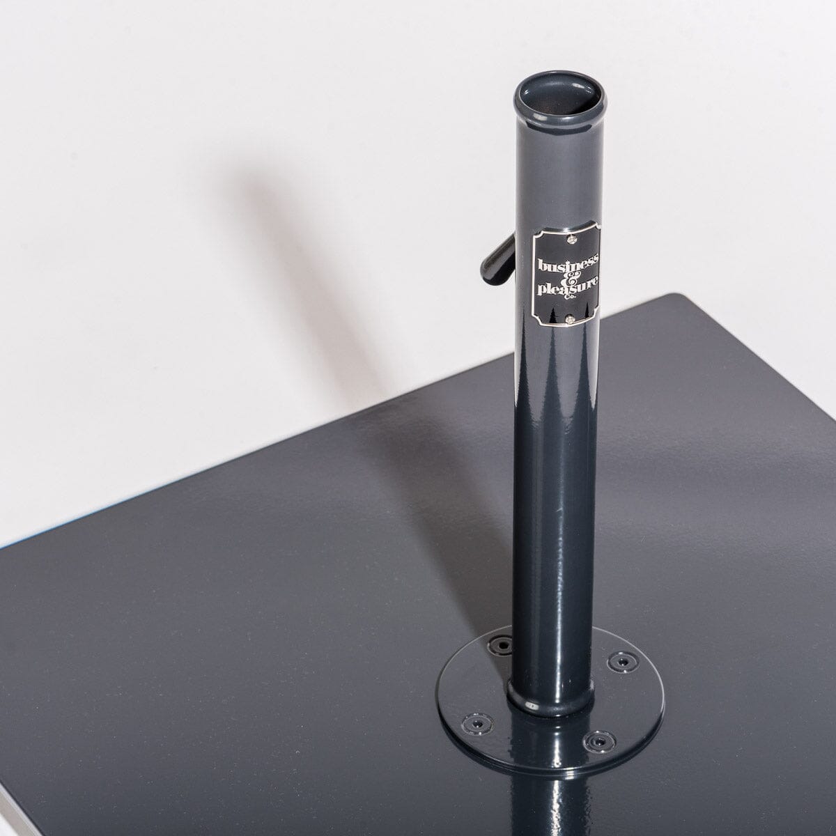 The Classic Base - 25 kgs - Vintage Black Base Business & Pleasure Co.