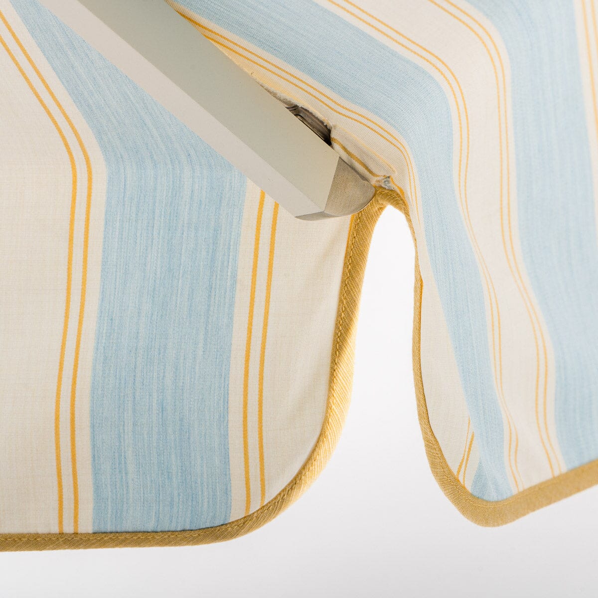 The Resort Market Umbrella in Tuuli Stripe Blue | 10' Antique White Frame Resort Market Umbrella Kit Business & Pleasure Co.