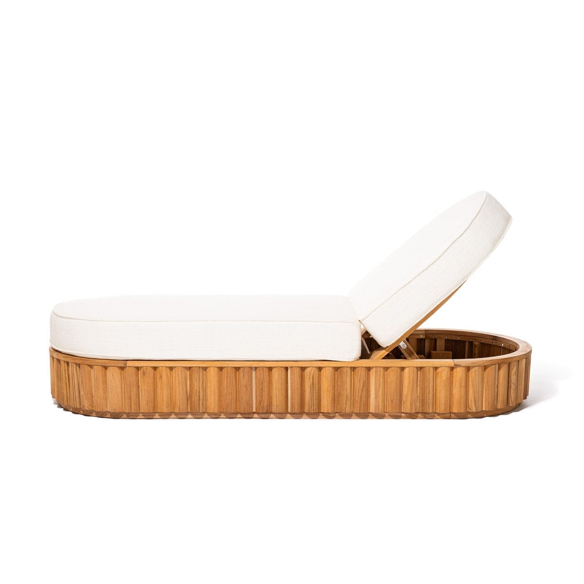 Daisy Sun Lounger in Boucle Antique White | Teakwood Frame Daisy Sun Lounger Kit Business & Pleasure Co Aus