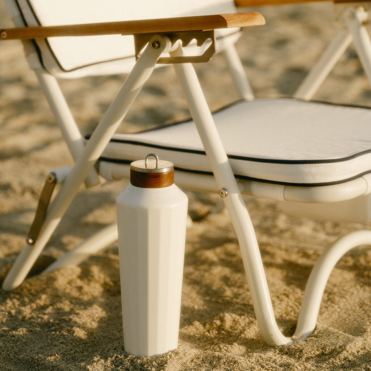 The Hemingway Drinkware - Flask - Antique White - 25 Oz / 750 ML Drinkware Business & Pleasure Co Aus