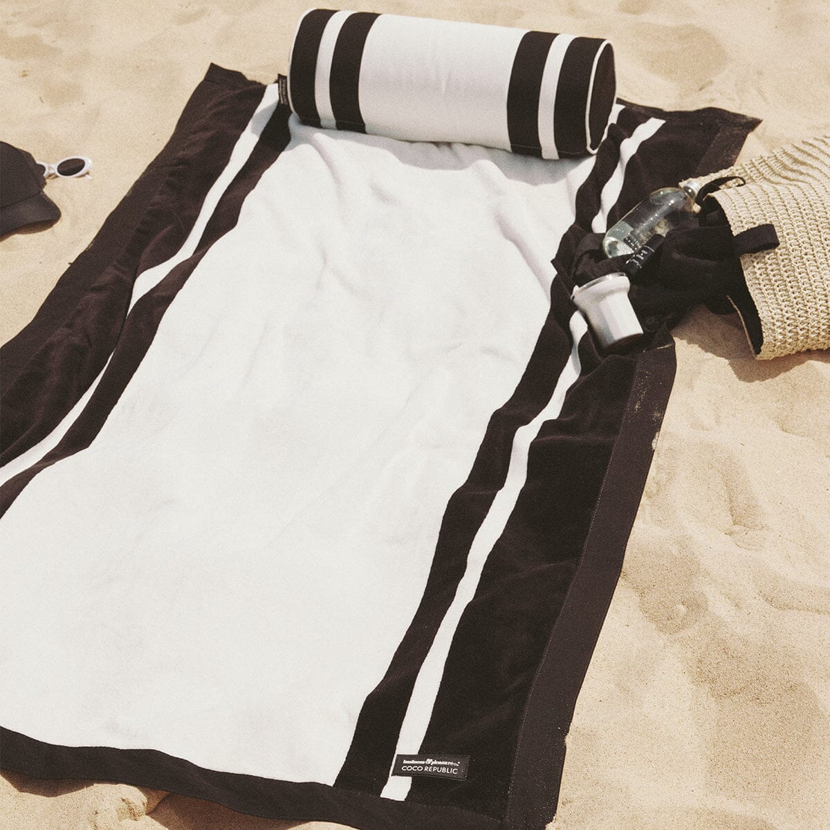 The Beach Towel - Coco Republic - Black White Beach Towel Business & Pleasure Co.