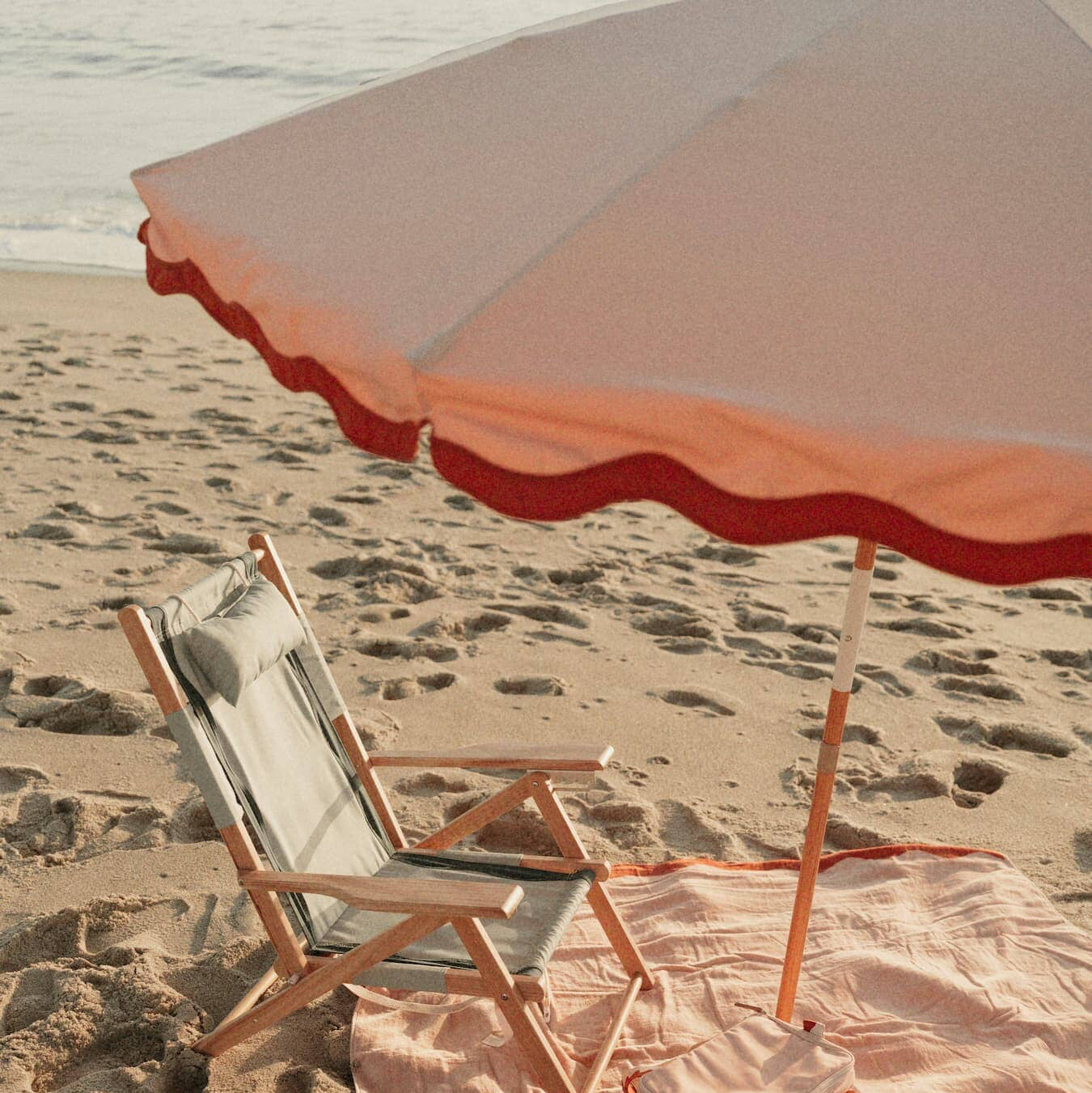 The Amalfi Umbrella - Rivie Pink Amalfi Umbrella Business & Pleasure Co Aus