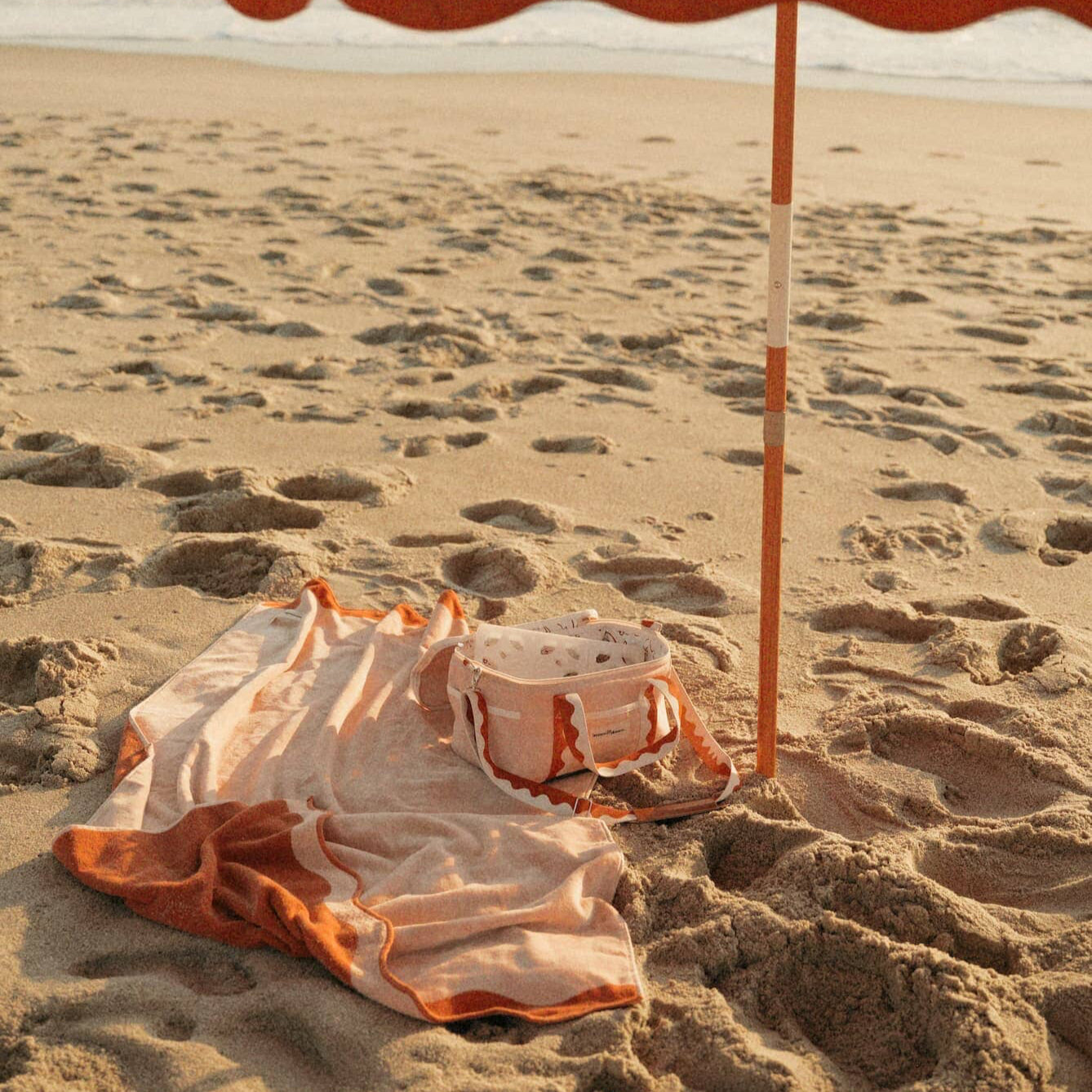 The Beach Towel - Rivie Pink Beach Towel Business & Pleasure Co Aus