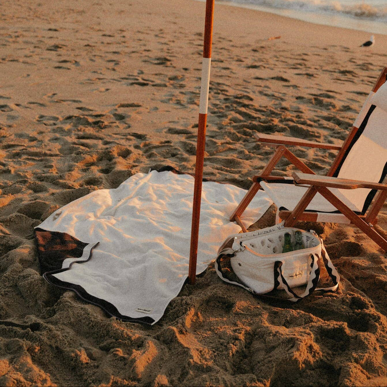 The Beach Towel - Rivie White Beach Towel Business & Pleasure Co Aus