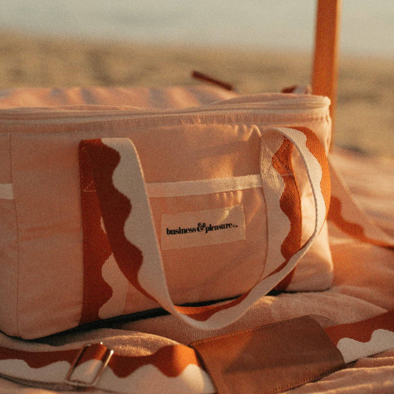 The Premium Cooler Bag - Rivie Pink Premium Cooler Bag Business & Pleasure Co Aus