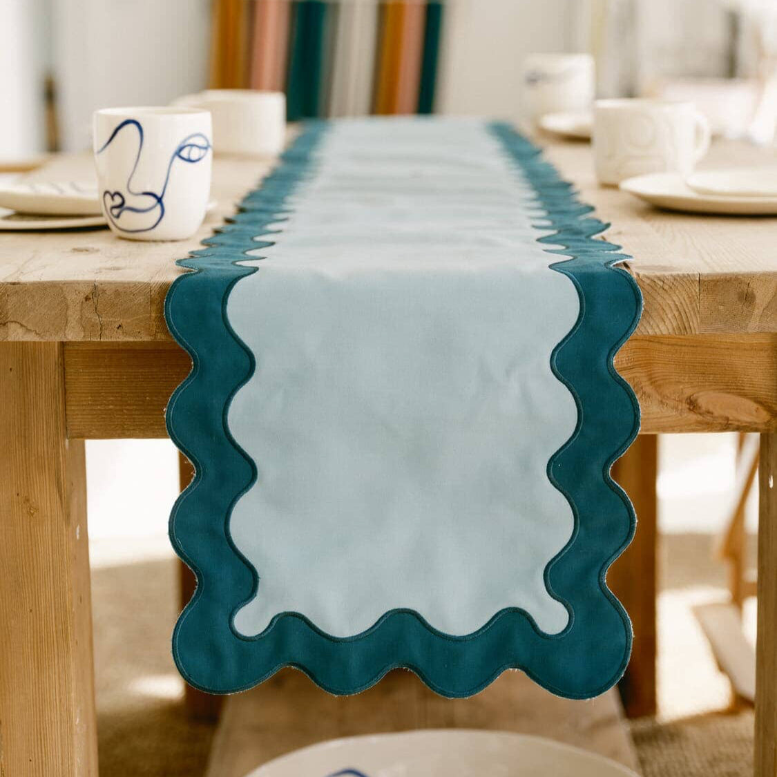 The Table Runner - Rivie Green Table Runner Business & Pleasure Co Aus