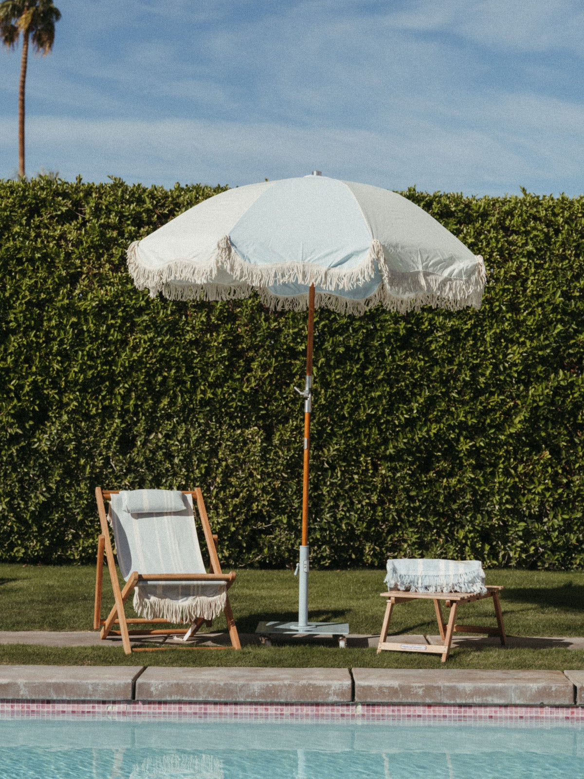 The Classic Base - 16 kgs - Vintage Blue Base Business & Pleasure Co
