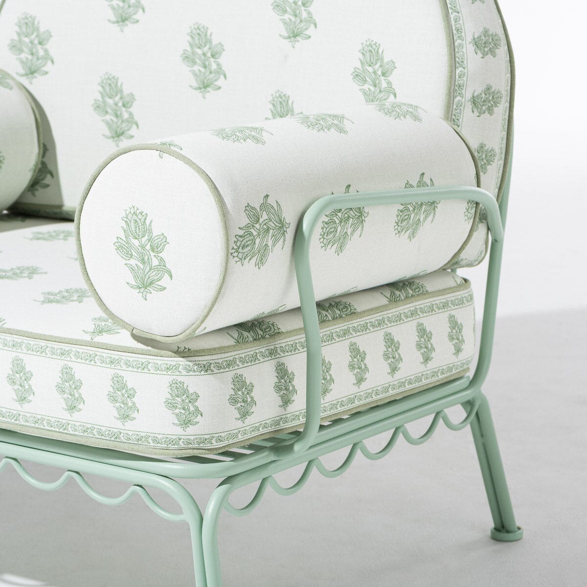 The Al Fresco Accent Chair by Amanda Lindroth Al Fresco Accent Chair Kit B&P by Amanda Lindroth 
