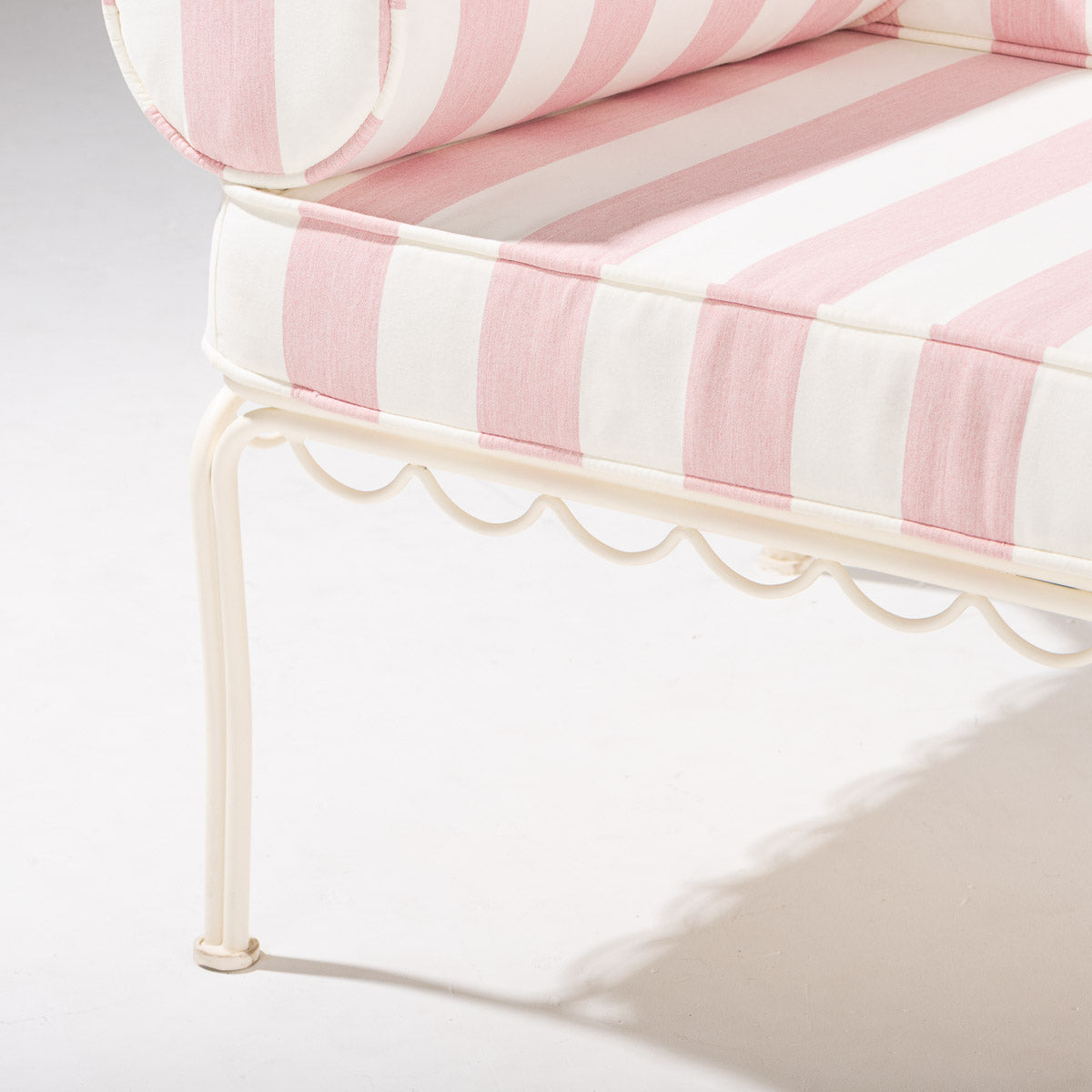 The Al Fresco Love Seat Antique White & Crew Pink Stripe