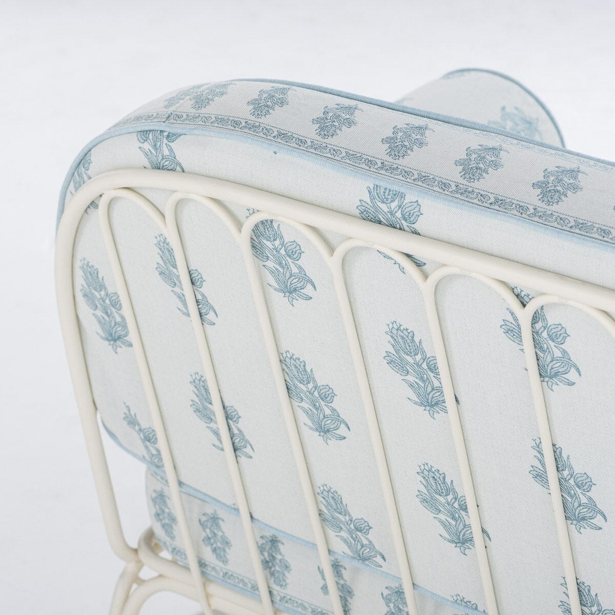 The Al Fresco Sofa by Amanda Lindroth Al Fresco Sofa Kit B&P by Amanda Lindroth 
