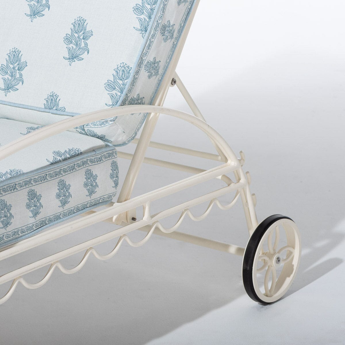 The Al Fresco Sun Lounger by Amanda Lindroth in Jaipur Blue | Antique White Frame Al Fresco Sun Lounger Kit B&P by Amanda Lindroth 