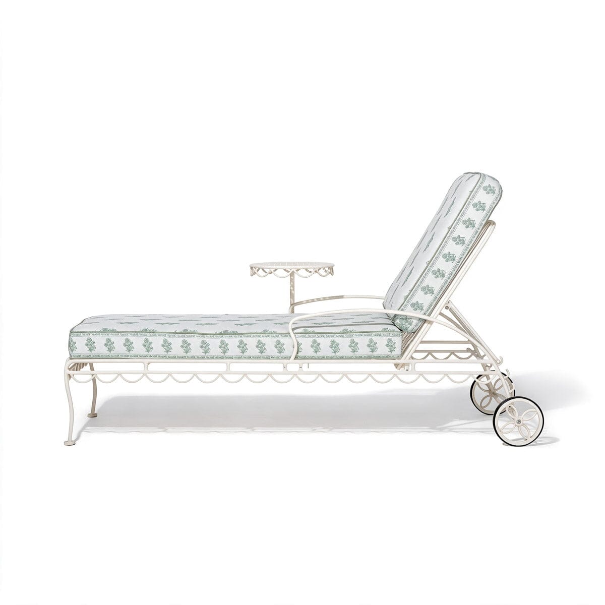 The Al Fresco Sun Lounger by Amanda Lindroth Al Fresco Sun Lounger Kit B&P by Amanda Lindroth 