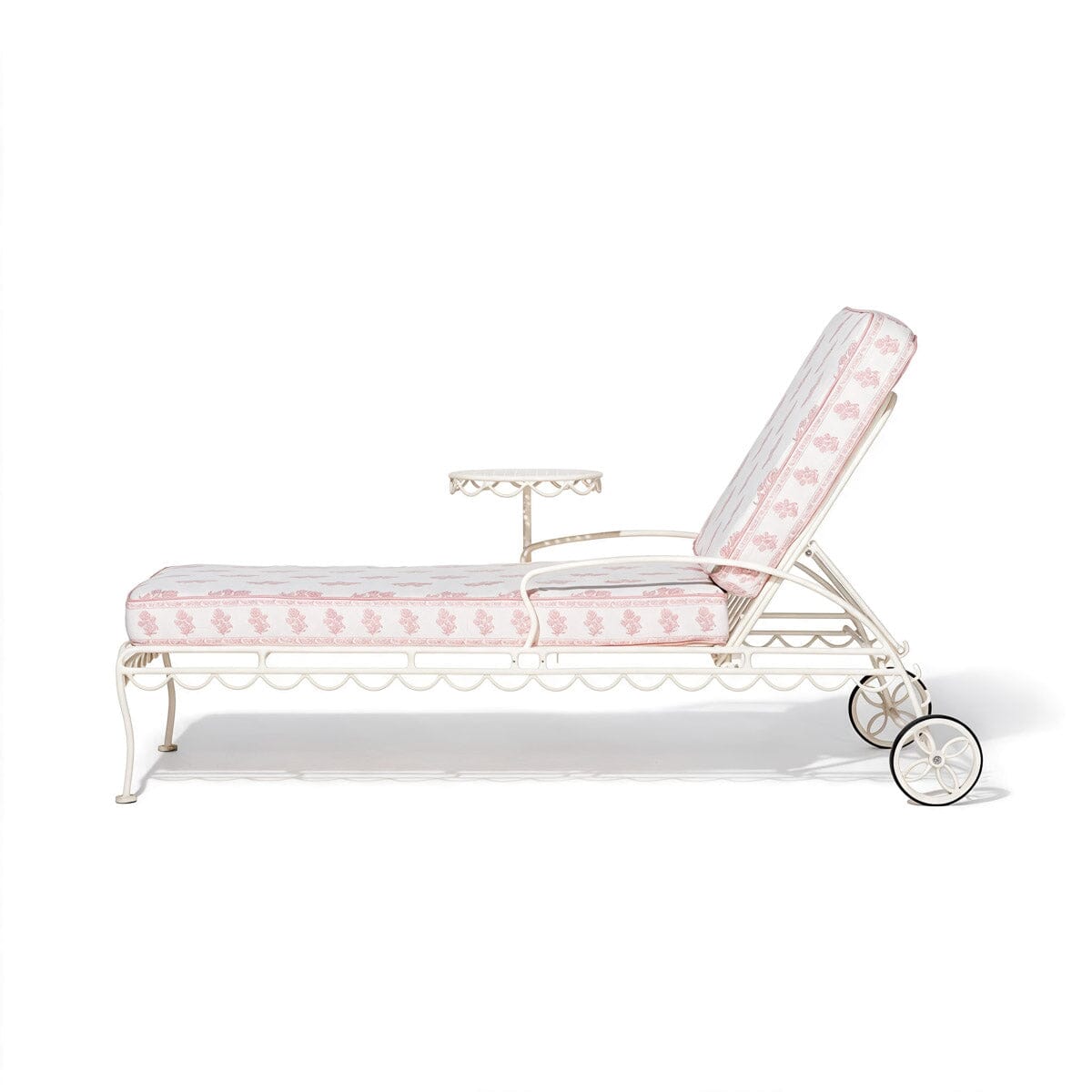 The Al Fresco Sun Lounger by Amanda Lindroth Al Fresco Sun Lounger Kit B&P by Amanda Lindroth 