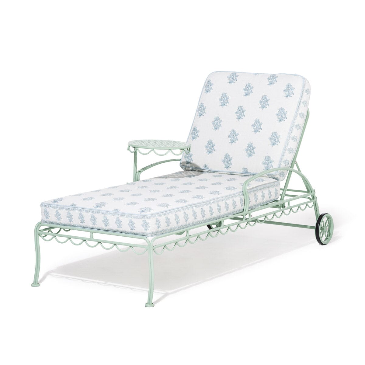 The Al Fresco Sun Lounger by Amanda Lindroth Al Fresco Sun Lounger Kit B&P by Amanda Lindroth 