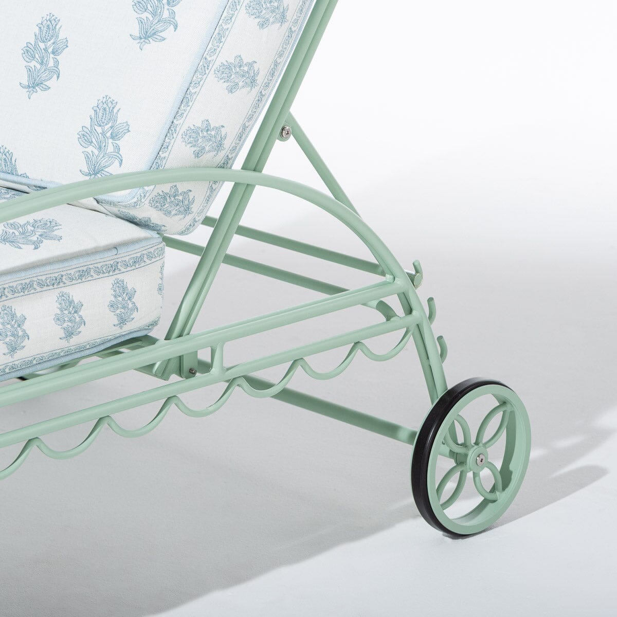 The Al Fresco Sun Lounger by Amanda Lindroth in Jaipur Blue | Sage Green Frame Al Fresco Sun Lounger Kit B&P by Amanda Lindroth 