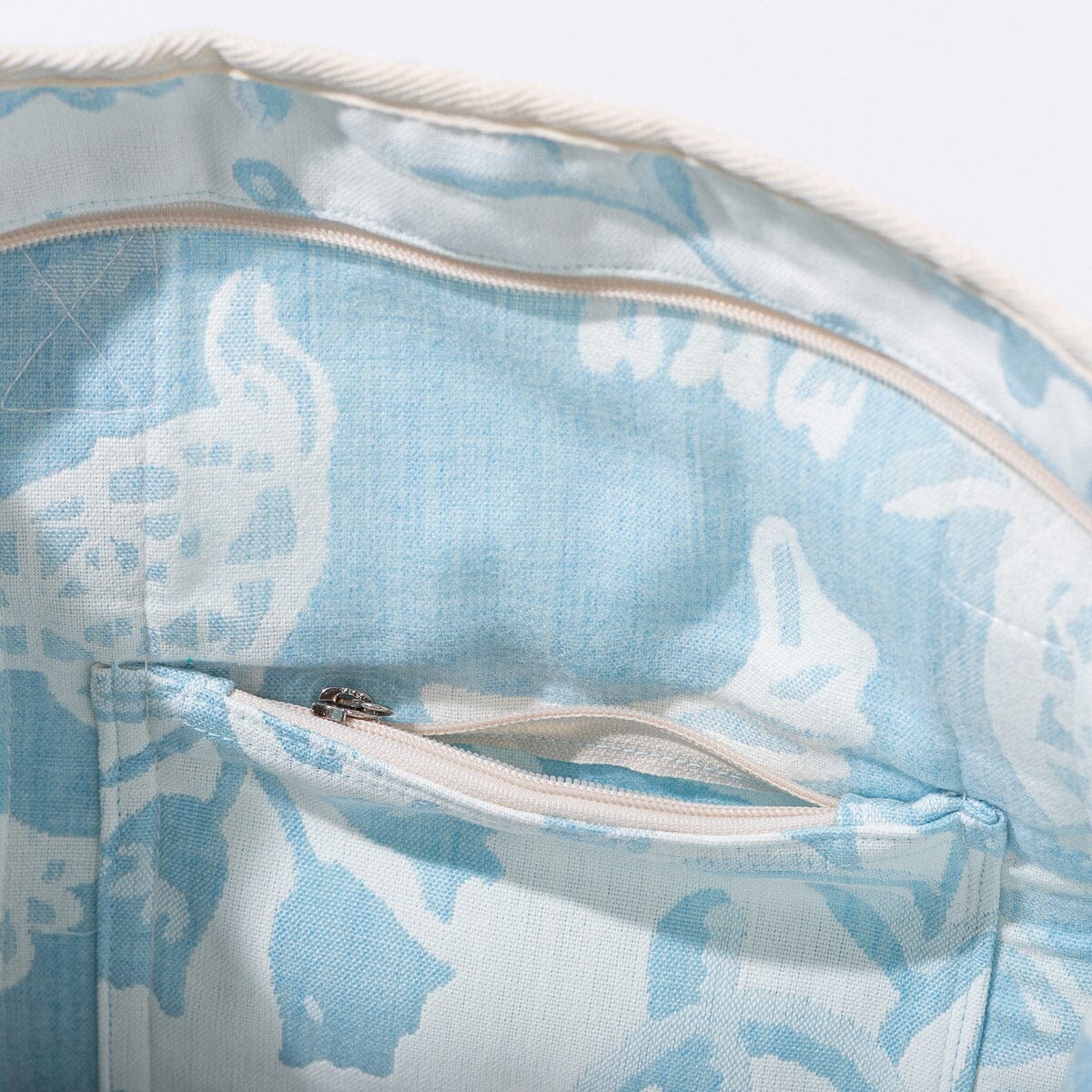 The Beach Bag - Hanalei Bay Blue Jacquard Beach Bag Business & Pleasure Co Aus 
