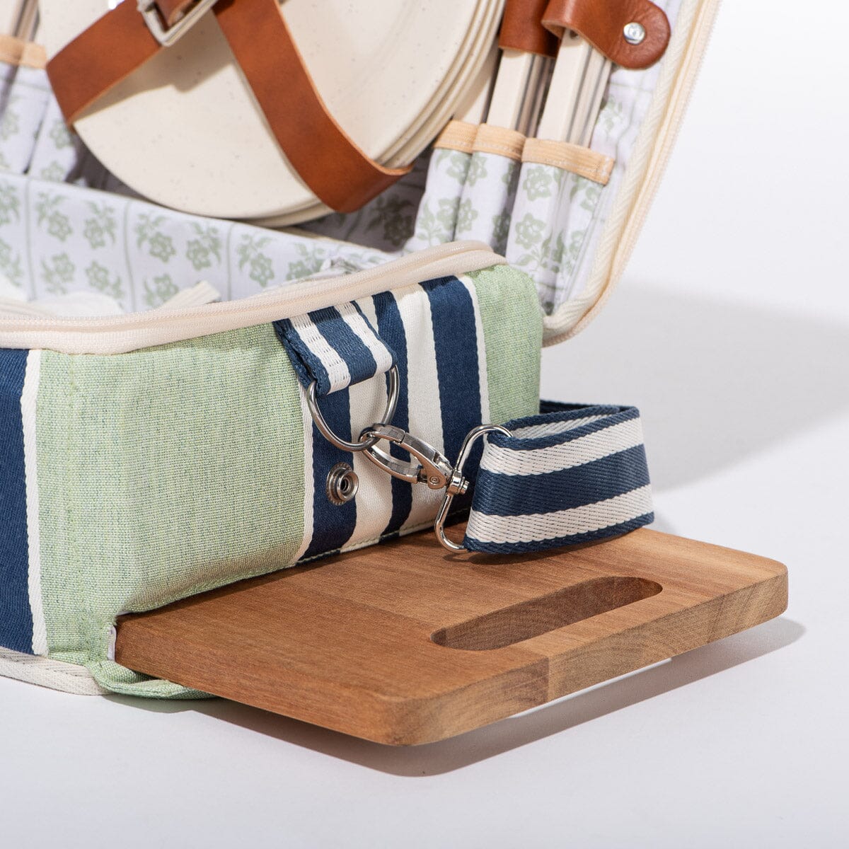 The Picnic Set x Julia Berolzheimer in Green Stripes Picnic Set B&P Co. x Julia Berolzheimer 