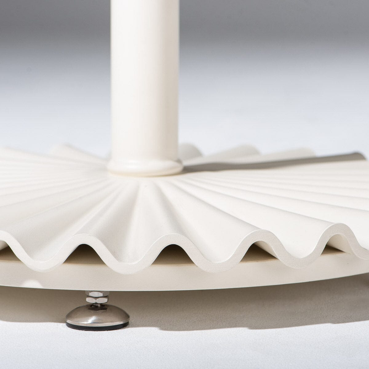 The XXL Clamshell Base - 68 kgs - Antique White XXL Clamshell Base Business & Pleasure Co Aus 