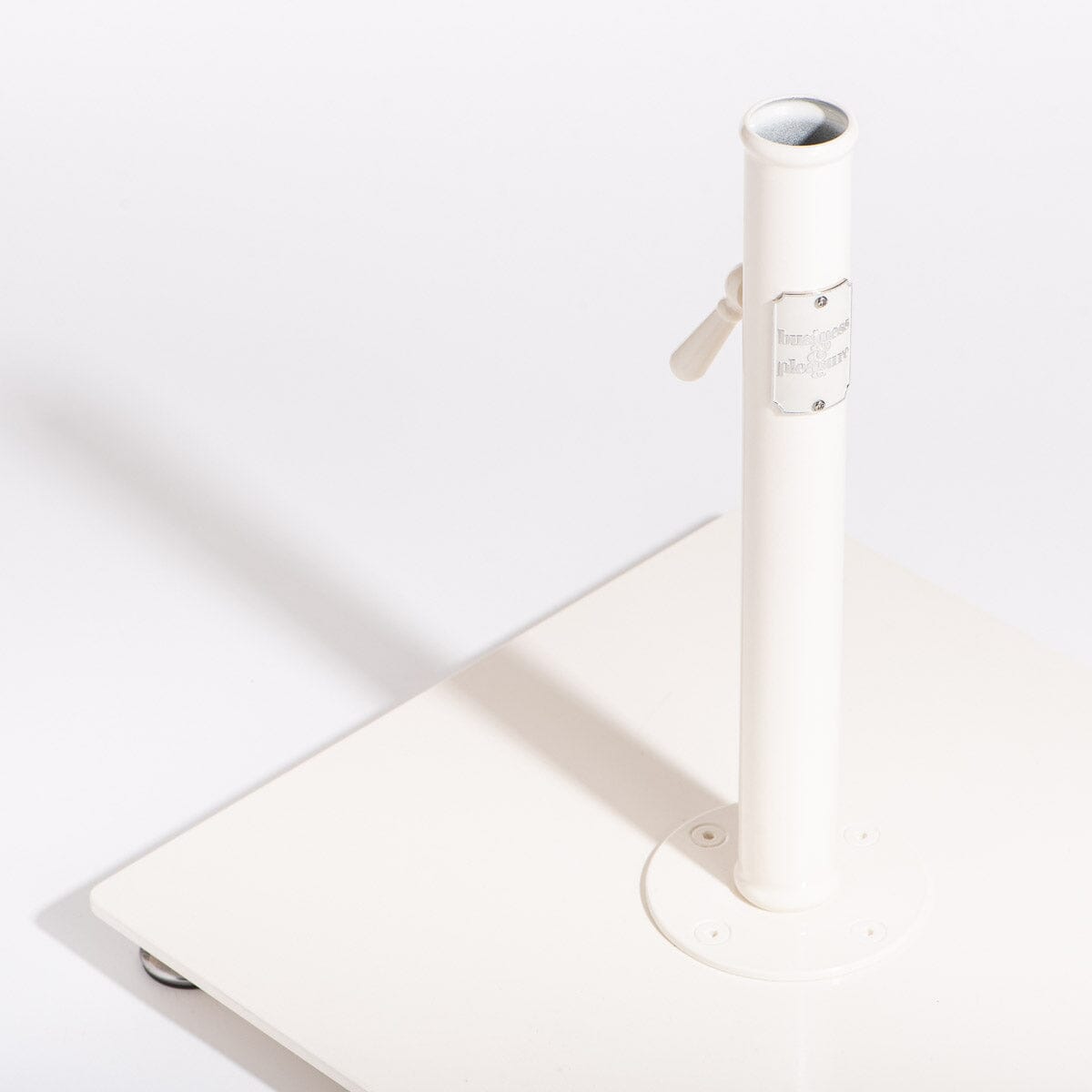 The Classic Base - 16 kgs - Antique White Base Business & Pleasure Co. 