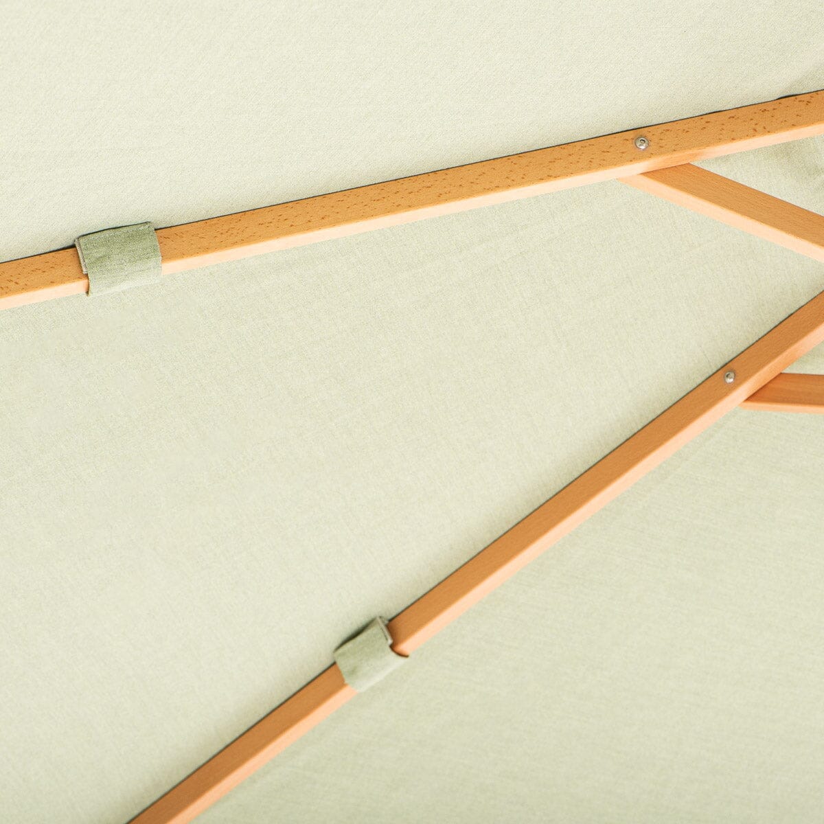 The Market Umbrella x Julia Berolzheimer in Jacquard Green Market Umbrella B&P Co. x Julia Berolzheimer 