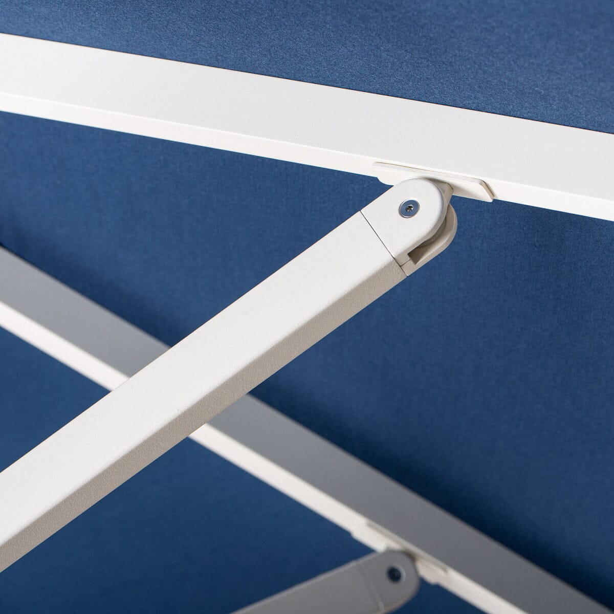 The Resort Market Umbrella x Julia Berolzheimer in Rivie Slate | 10' Antique White Frame Resort Market Umbrella Kit B&P x Julia Berolzheimer 