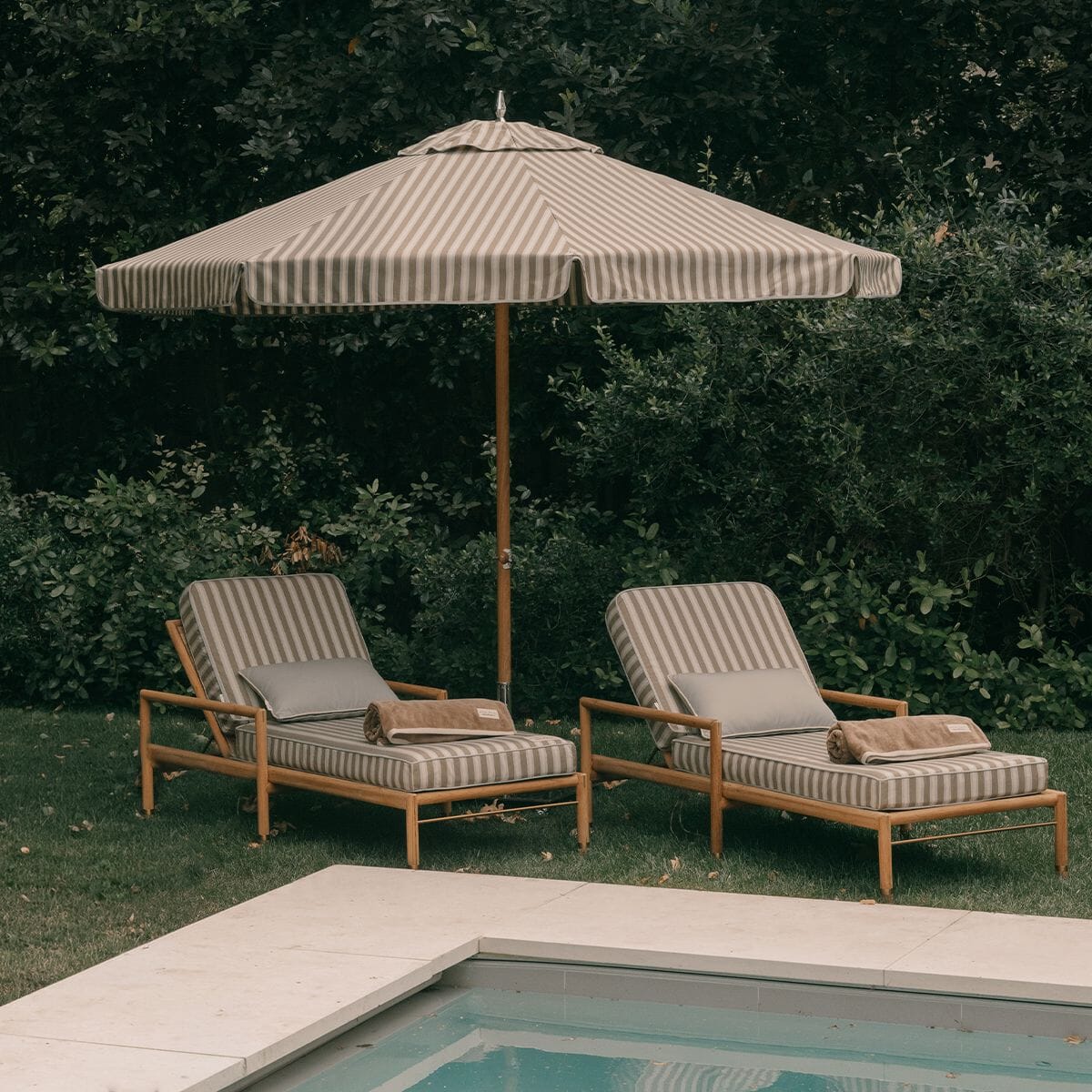 The WES Sun Lounger x Jenni Kayne | California Stripe Wes Sun Lounger Kit Business & Pleasure Co Aus 