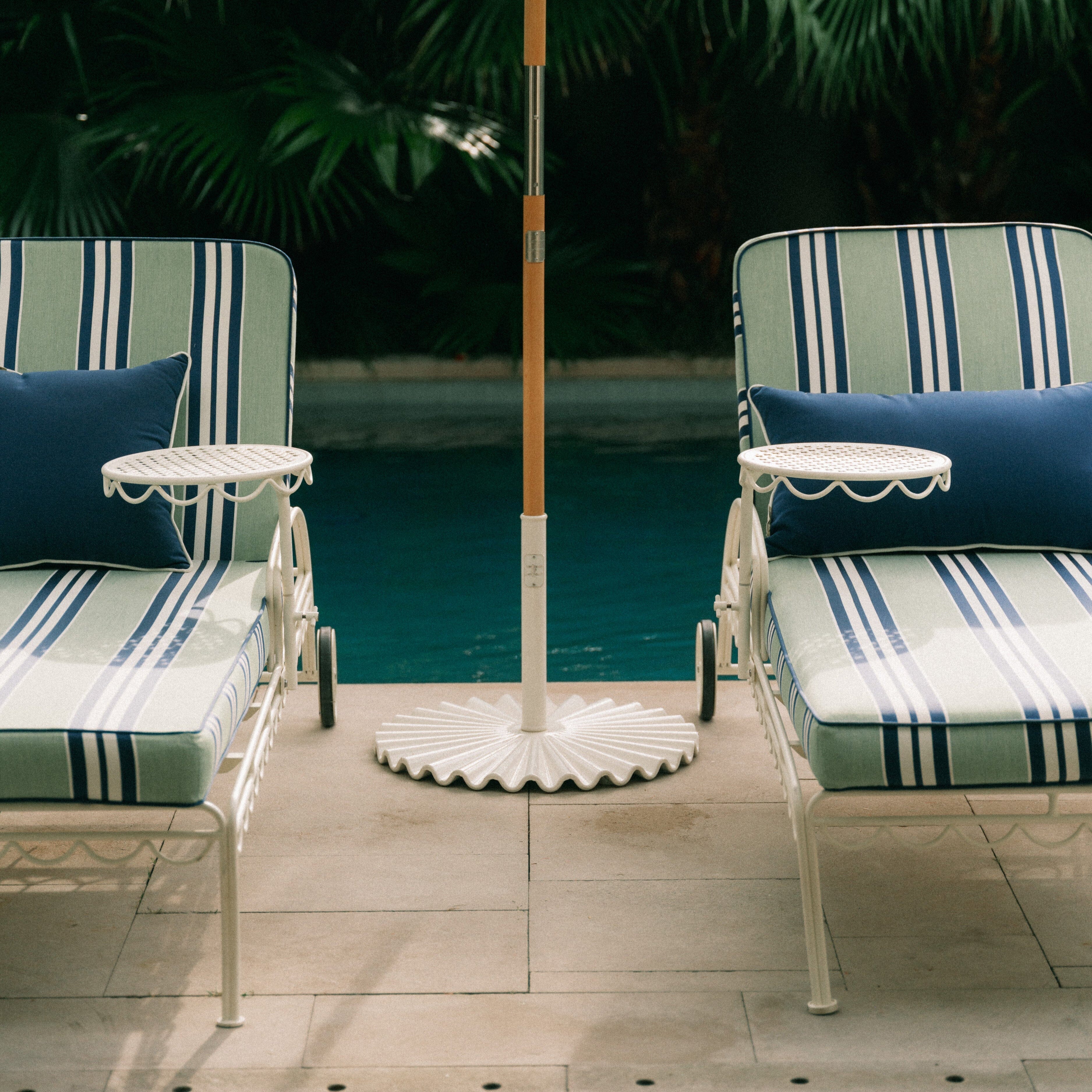 The Al Fresco Sun Lounger x Julia Berolzheimer in Green Stripes | Antique White Frame Al Fresco Sun Lounger Kit B&P x Julia Berolzheimer 
