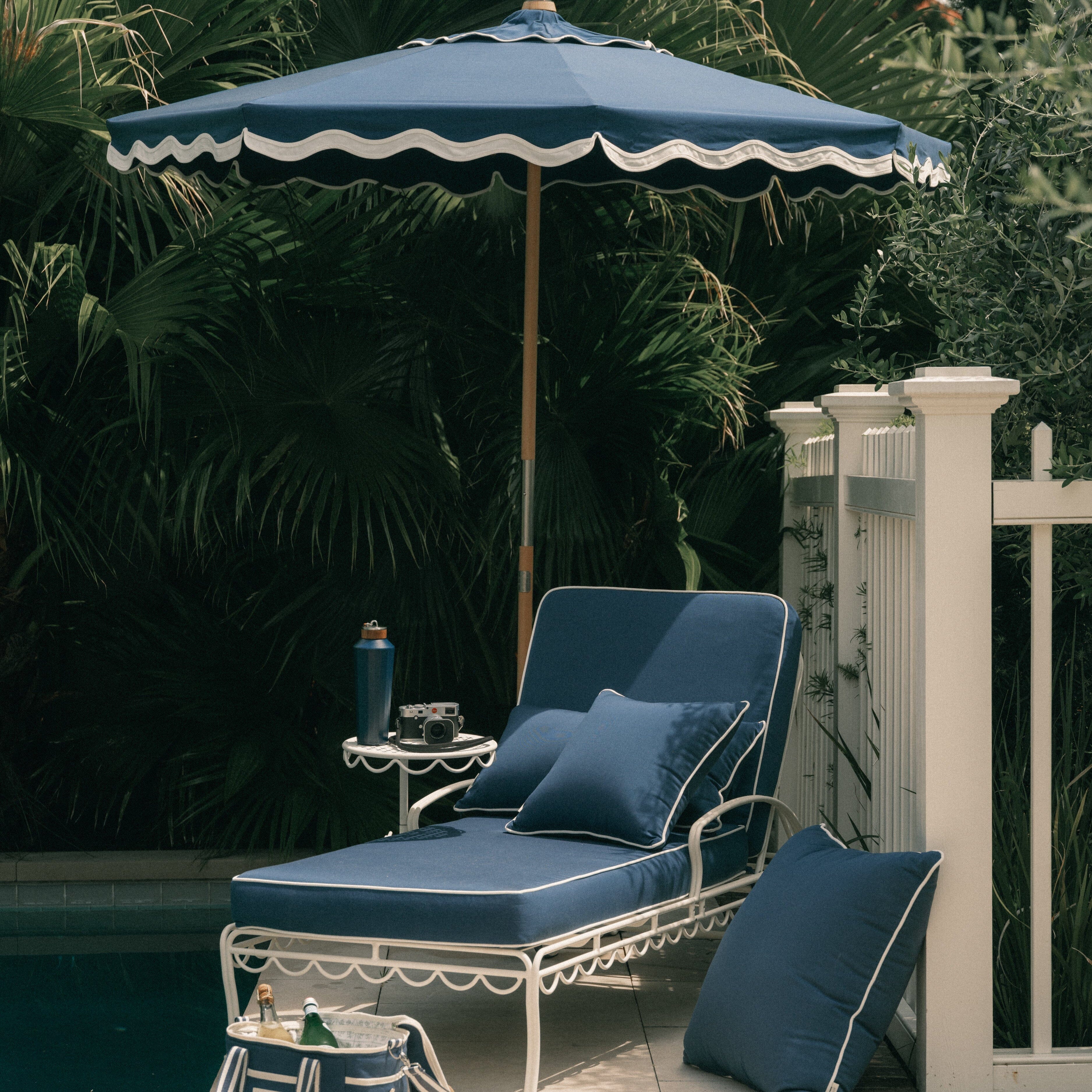 The Market Umbrella x Julia Berolzheimer in Rivie Slate Market Umbrella B&P Co. x Julia Berolzheimer 