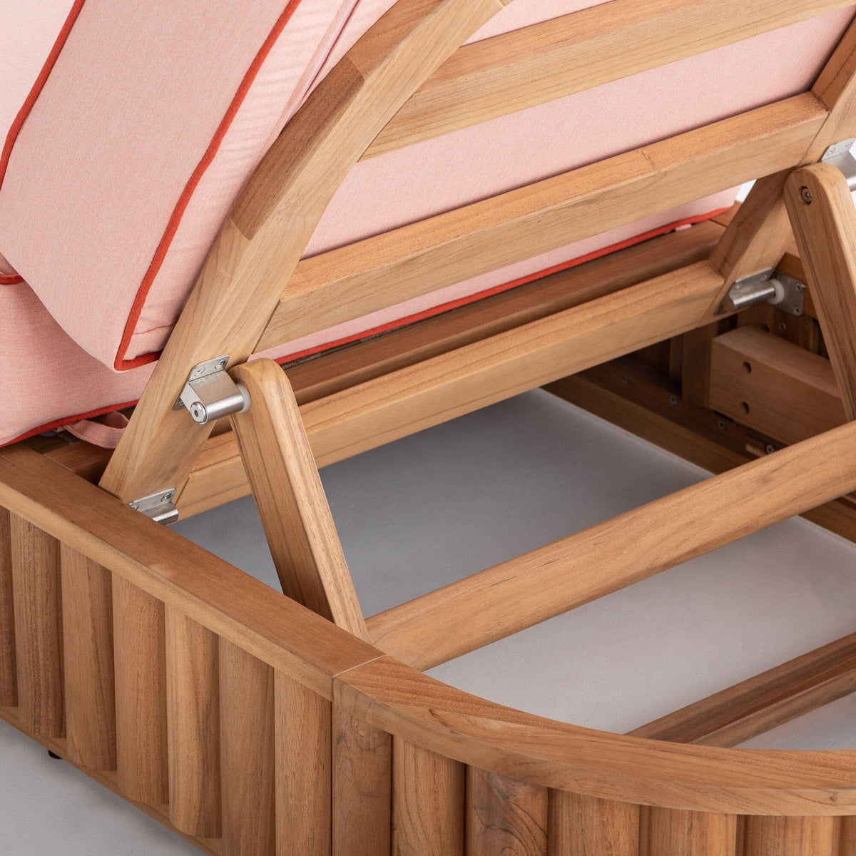 Daisy Sun Lounger in Rivie Pink | Teakwood Frame Daisy Sun Lounger Kit Business & Pleasure Co Aus 