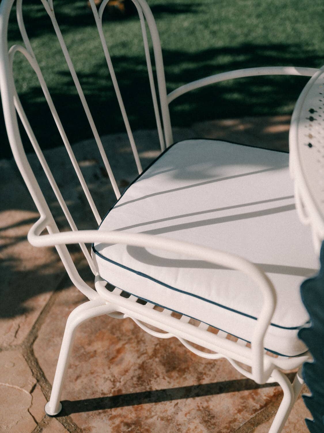 The Al Fresco Chair Cushion - Rivie White Al Fresco Chair Cushion Business & Pleasure Co Aus 