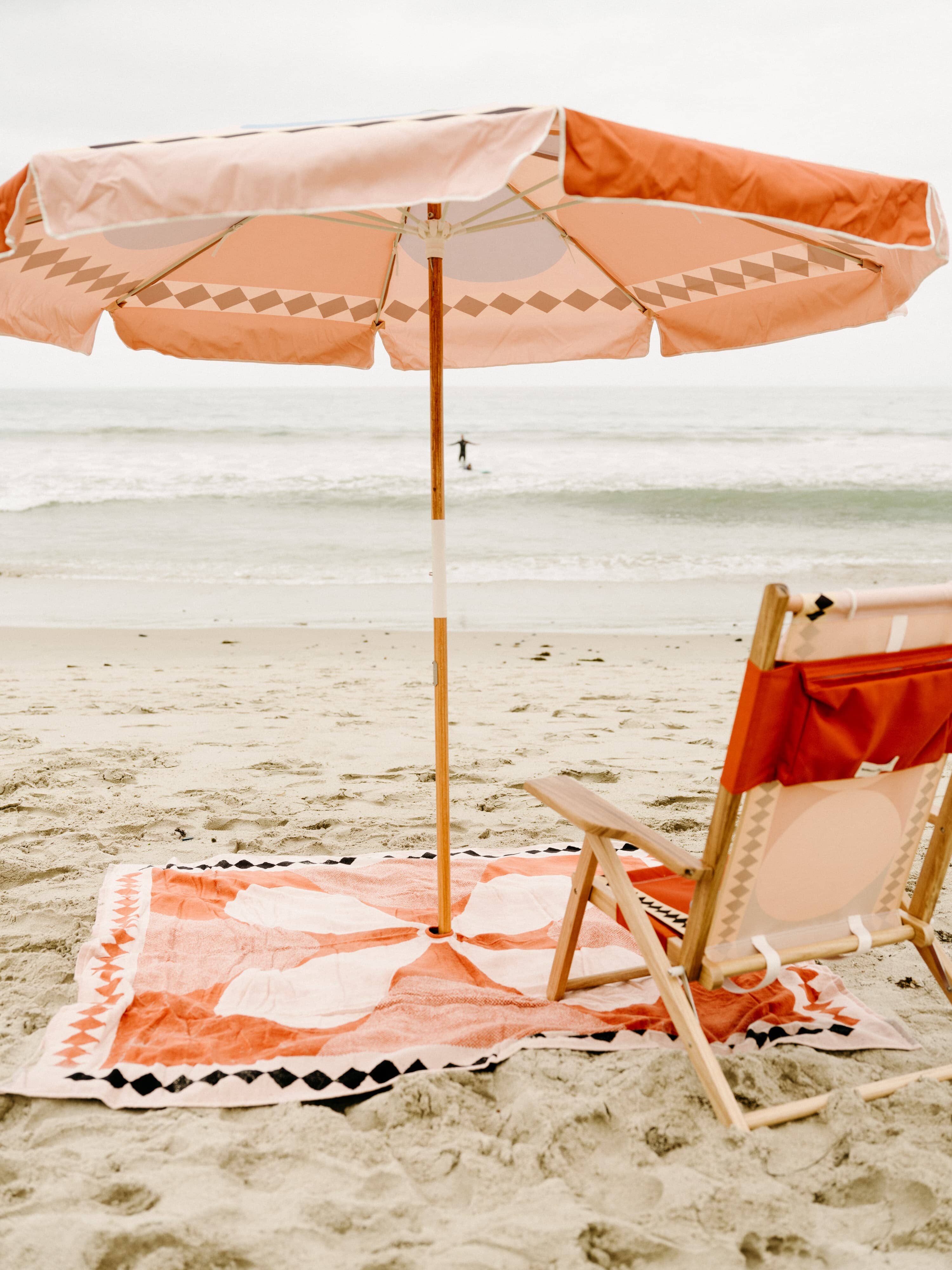 The Beach Blanket - Diamond Pink Beach Blanket Business & Pleasure Co Aus 