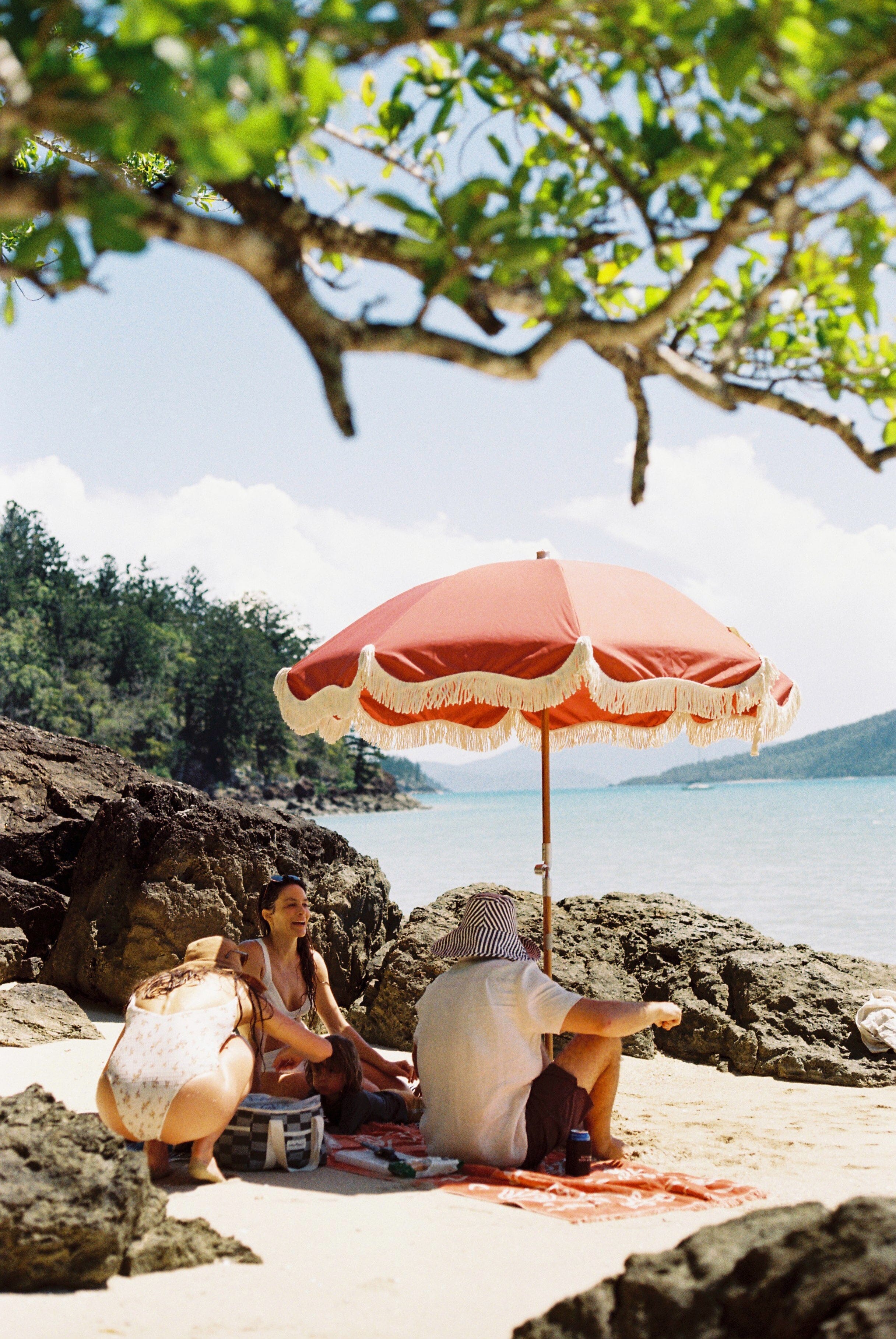 The Premium Beach Umbrella - Le Sirenuse Premium Umbrella Business & Pleasure Co 