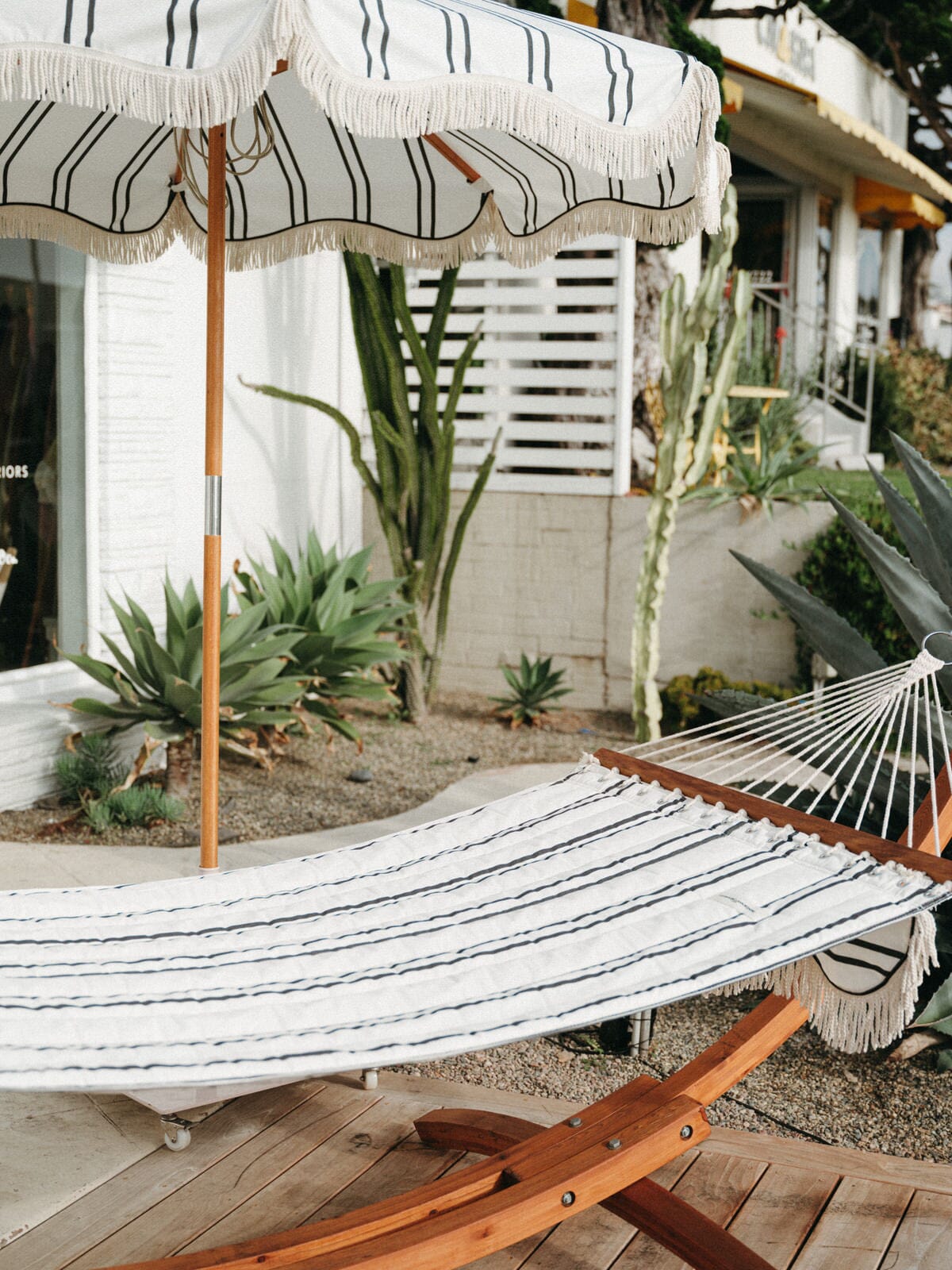 Umbrella shop for hammock